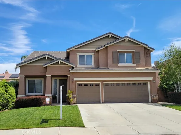 29918 Fox Creek Dr, Menifee, CA 92586