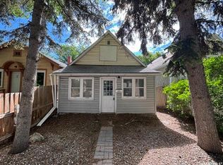 1857 Ottawa St, Regina, SK S4P1P5