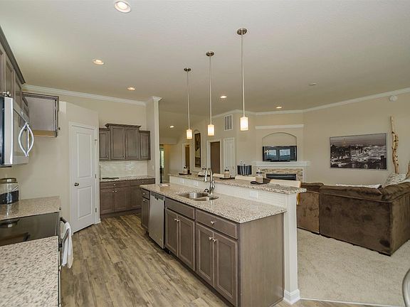 2nd image of 801 Riviera Dr #17304