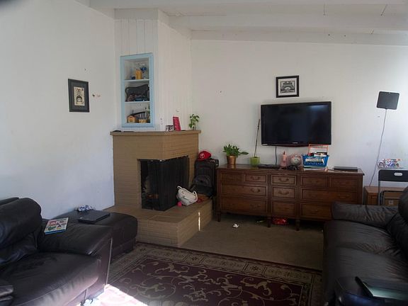 5th image of 1417 Norton St
