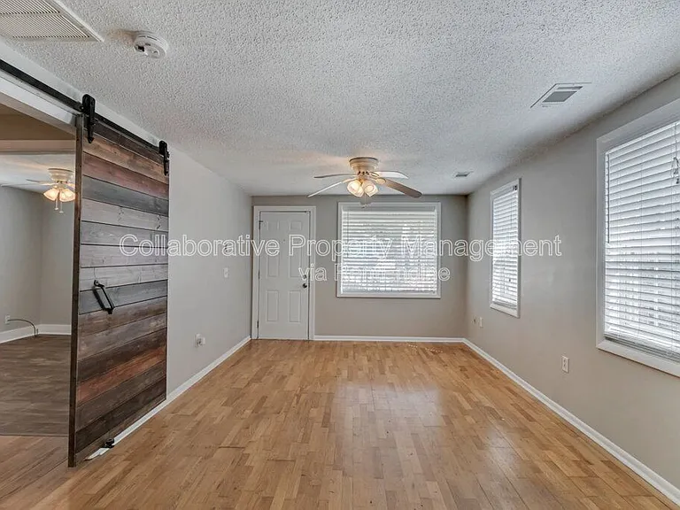 2025 Eppinger St — Photo 7