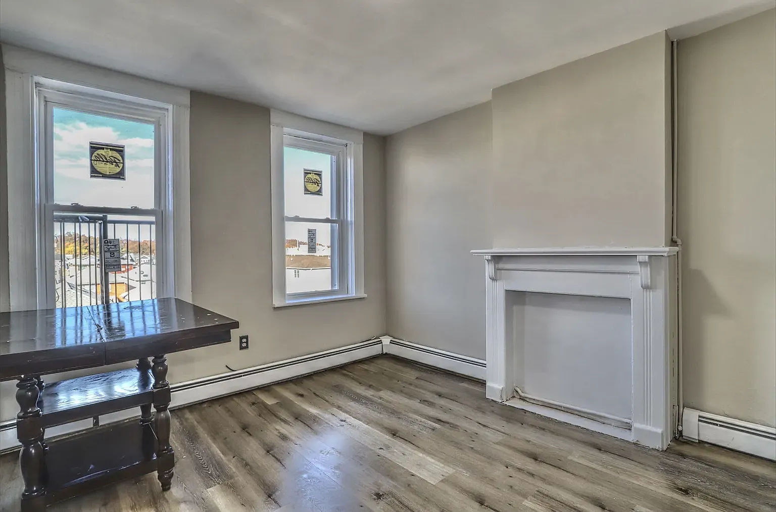 2 bed, 720 sqft, $1,900 — Photo 1