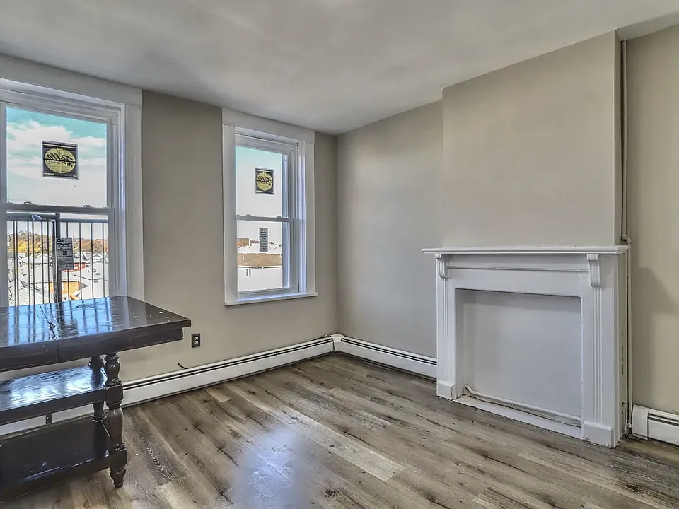 743 Harrison Ave #3