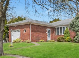 14 Lincoln St, Nutley, NJ 07110