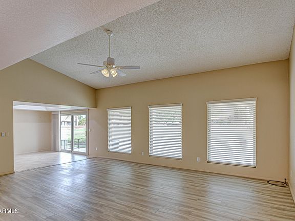2nd image of 2307 LEISURE WORLD --