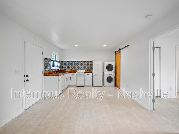 910 Shelby Ave APT 204