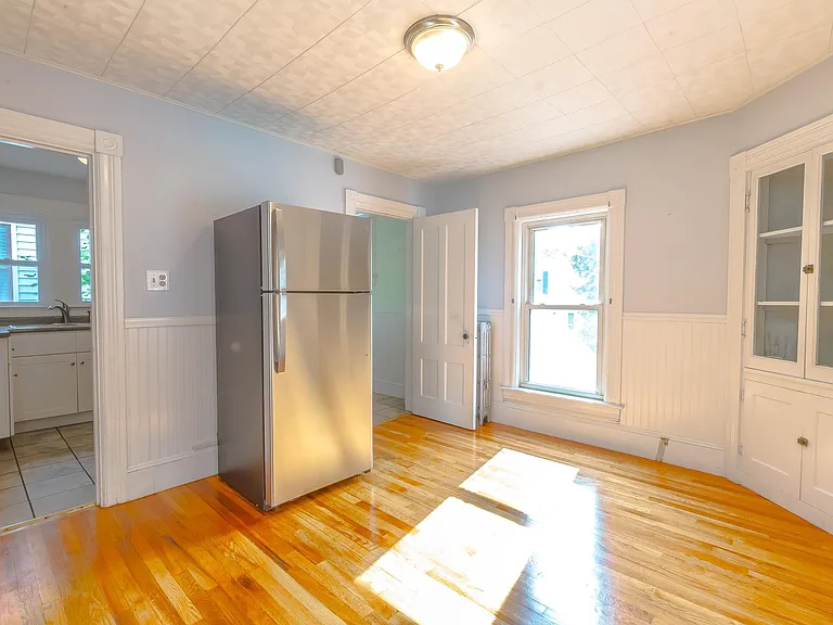 195 Sagamore St #2 — Photo 3