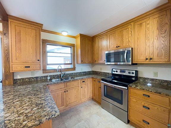 2nd image of 48 Davis Dr