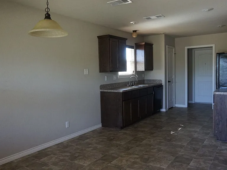 6500 Castle Gap Dr — Photo 6