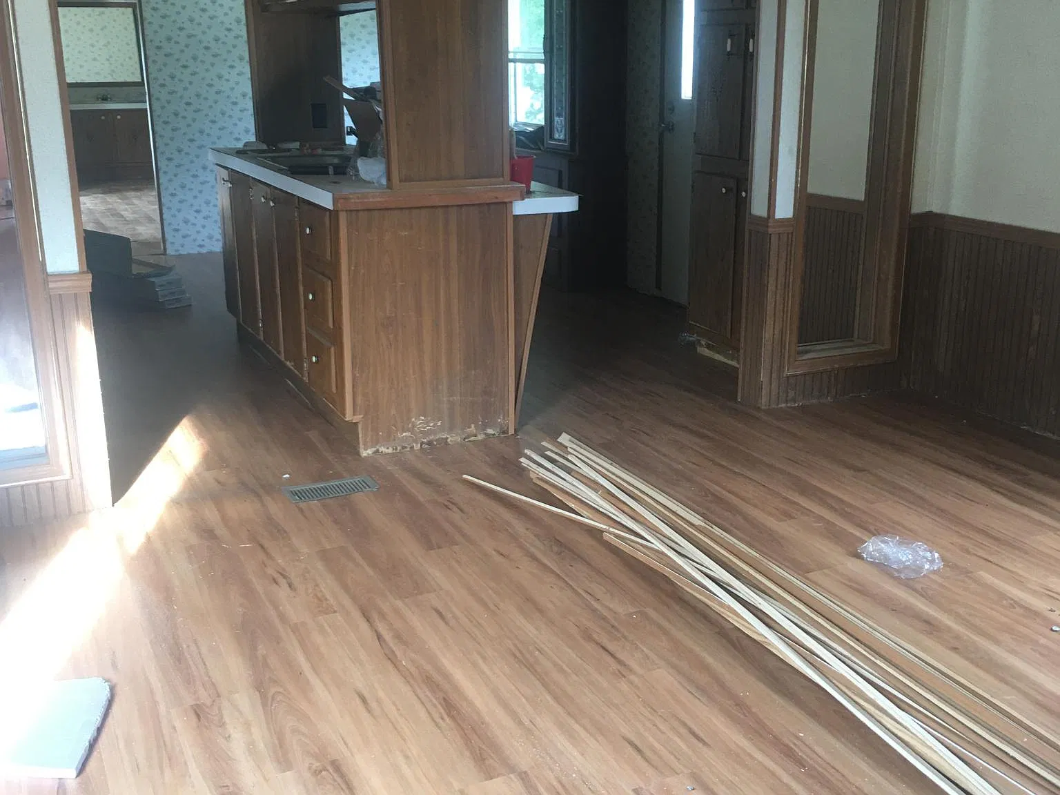 E 10th St, Mountain Grove — Photo 3