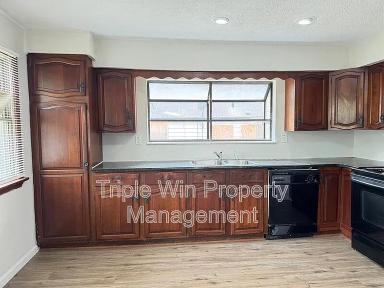 10508 Druid Dr — Photo 14