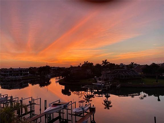 3rd image of 719 Pinellas Bayway S APT 110
