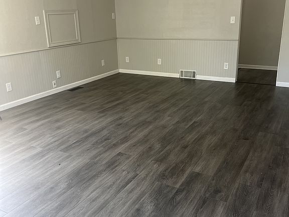 4th image of 3813 S Lafayette Ave #B