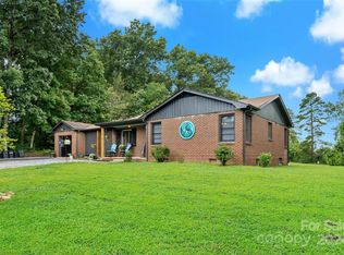 1798 Hopewell Rd, Morganton, NC 28655