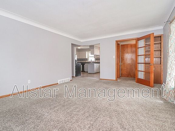 3rd image of 26611 Lake Shore Blvd #Up