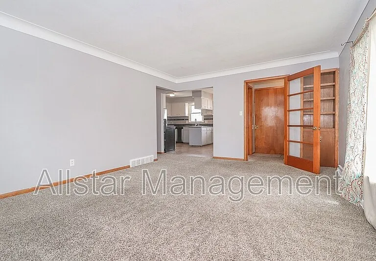 26611 Lakeshore Blvd #UP — Photo 3