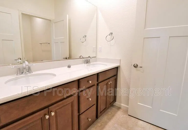5122 Mossy Stone Way — Photo 66
