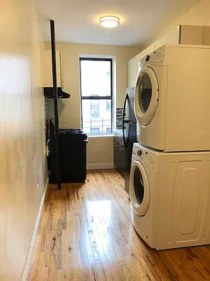 Rented by Lang Realty LLC | media 21