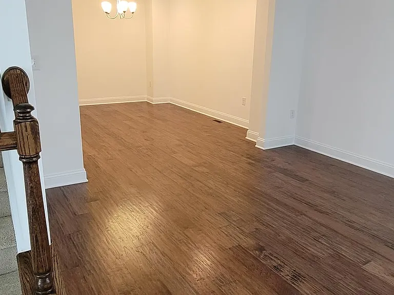 1304 Lexington Mews #1304 — Photo 7