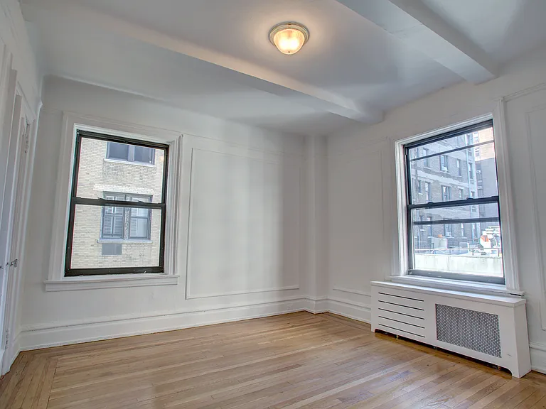 315 W 102nd St #7D — Photo 2