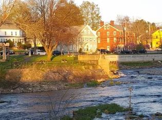 15 Pleasant St #1, Exeter, NH 03833