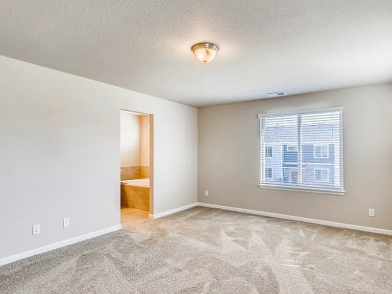 760 Stonebridge Dr — Photo 20