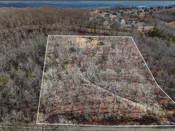 10980 Hixson Pike, Soddy Daisy, TN 37379