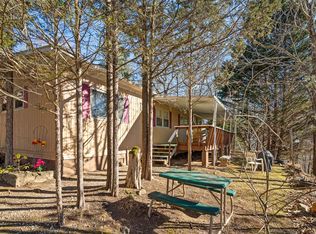 655 Oliver Dr S, Bryson City, NC 28713