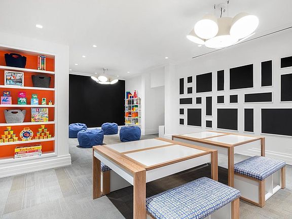 4th image of 235 W 75th St APT 620