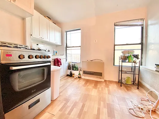 Rented by Keller Williams NYC | media 12