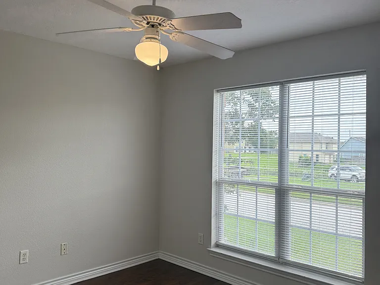 4039 Southern Trace Dr — Photo 8