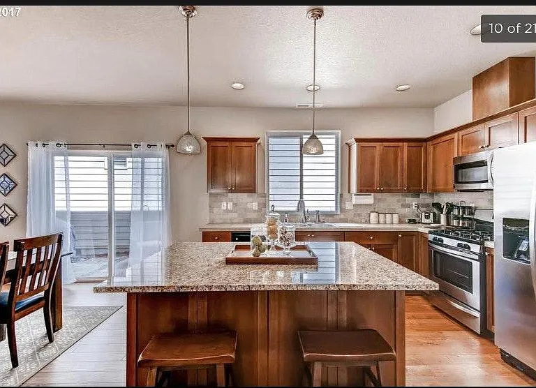 16986 SW 134th Ter — Photo 12