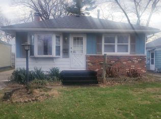 2118 E Converse Ave, Grandview, IL 62702