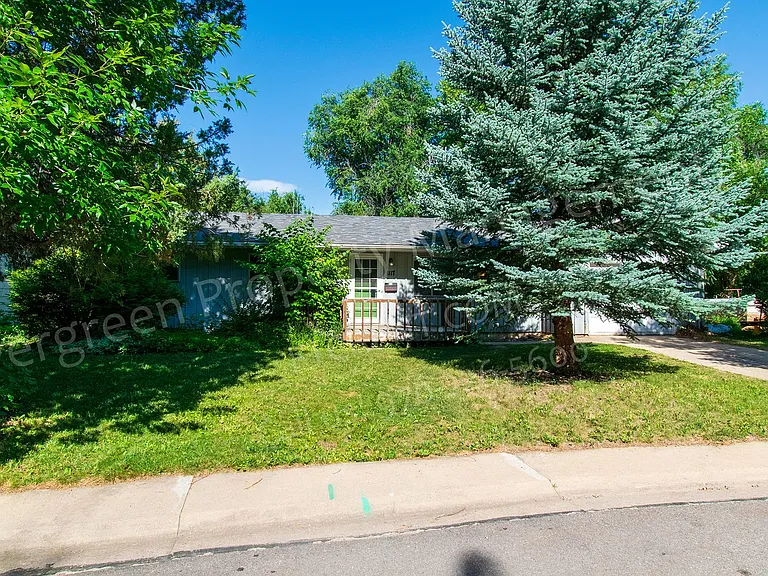 1117 Fairview Dr — Photo 40