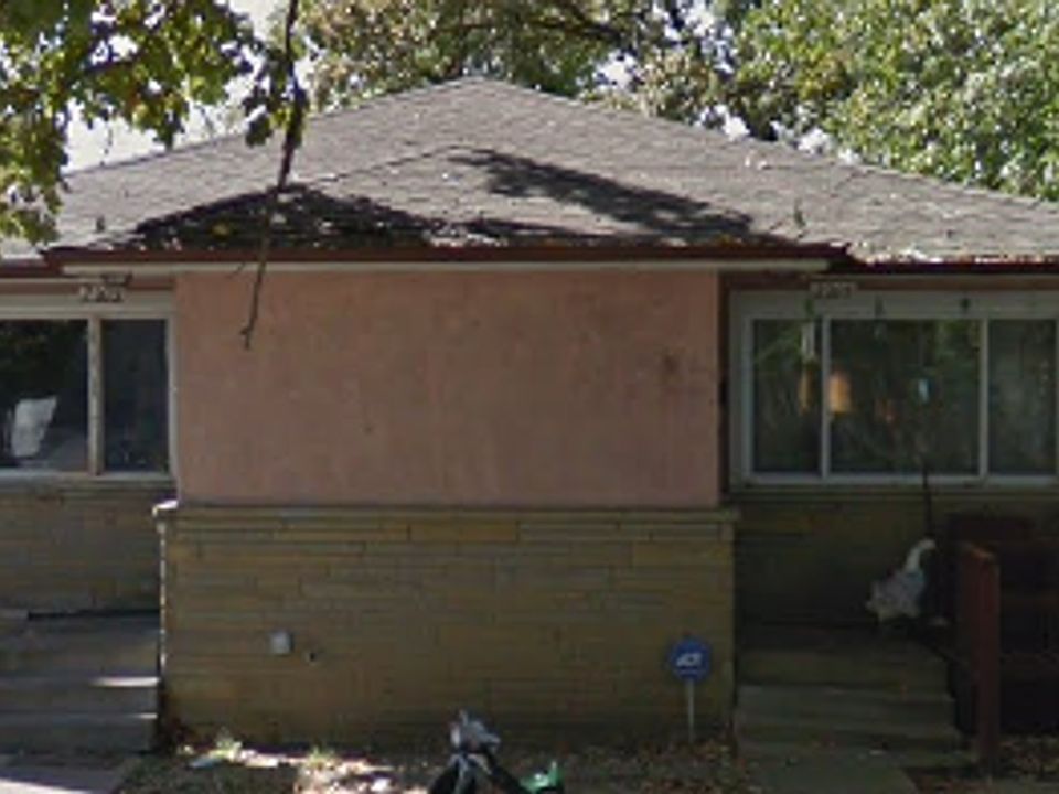 1st image of 2203 McGuffey Rd