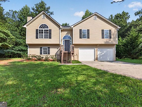3rd image of 195 River Oak Ct