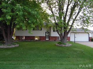 9741 W Guinivere Dr, Mapleton, IL 61547