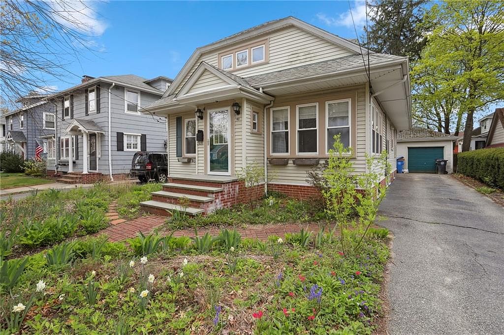 90 Park Ave, Cranston, RI 02905 Zillow