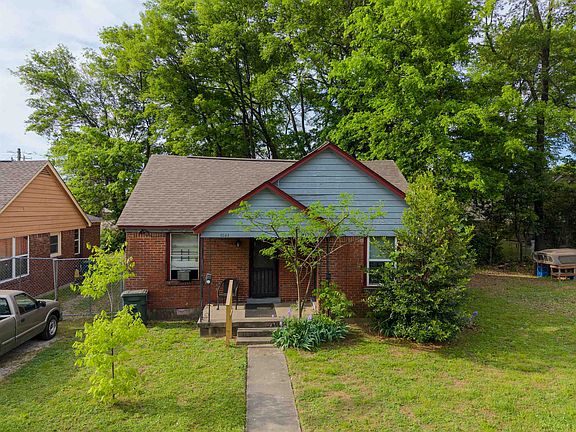 2nd image of 1327 Peach Ave #1329-1323-1321