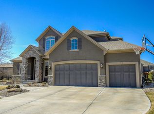 16412 Oakmont St, Overland Park, KS 66221