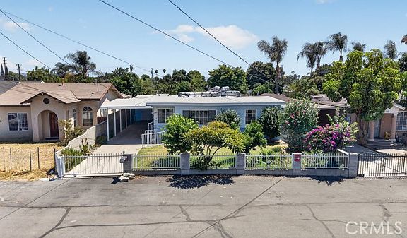 2nd image of 15834 E Kingside Dr