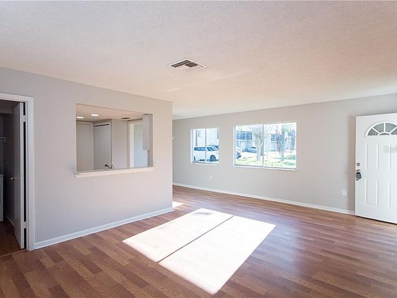 3rd image of 4282 Pinebark Ave #3