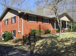 103 Newcrest Ln, Oak Ridge, TN 37830