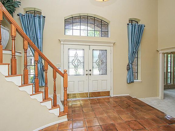 5th image of 3103 Mission Grove Dr