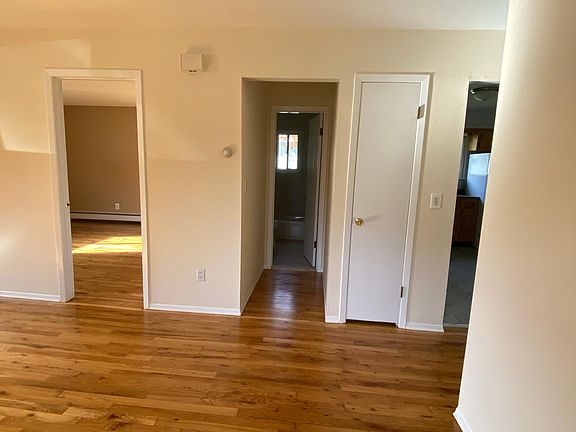 5th image of 25 Gaffney St APT 1