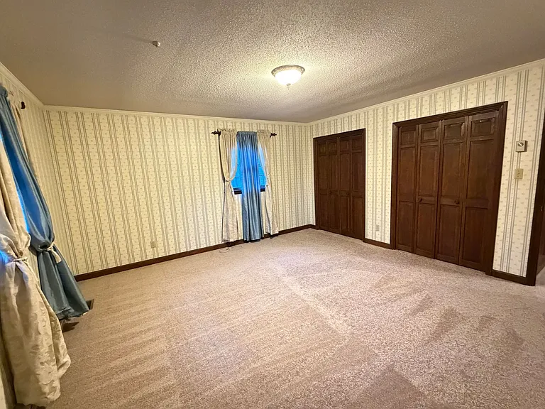 6811 Oakdale Rd — Photo 19
