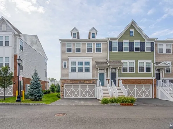 201 Orchard Ter #201, Cresskill, NJ 07626