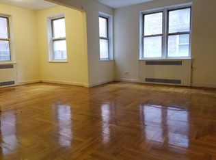 140 Van Cortlandt Ave W #1A, Bronx, NY 10463