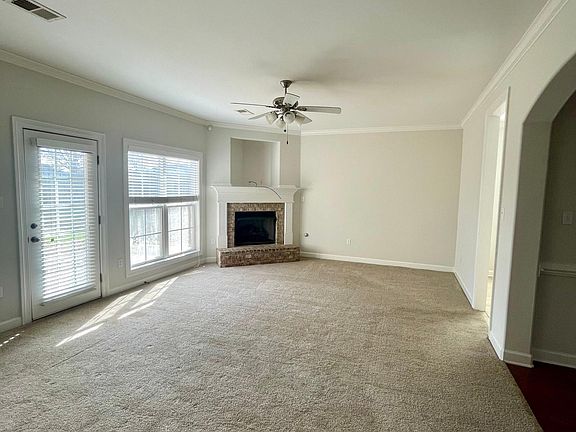 4th image of 3386 Champion Hills Dr