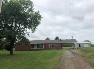29345 Dustin Rd, Henryetta, OK 74437